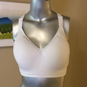 VICTORIA SPORT | Incredible High Impact Sports Bra Underwire 36D